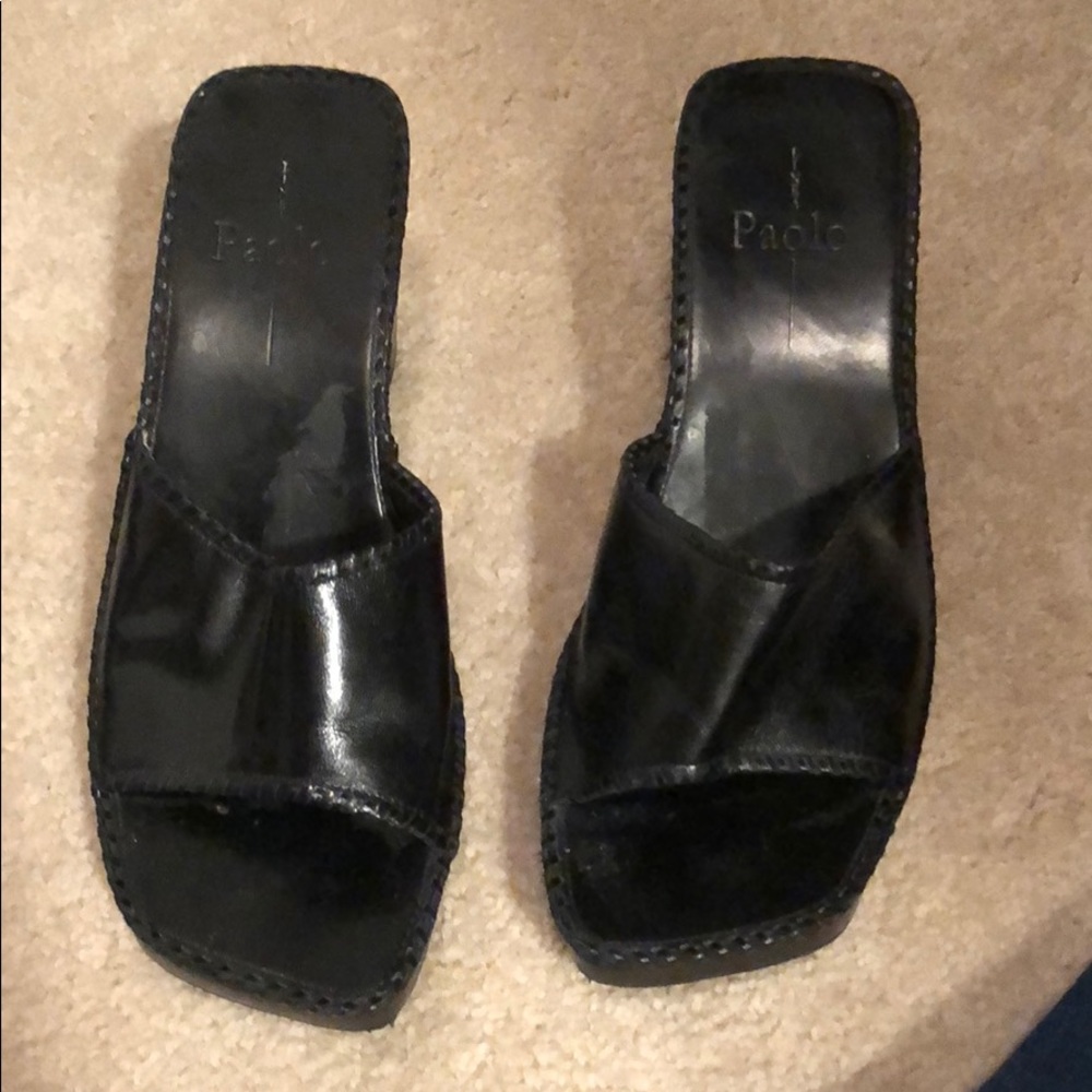 Black shoes